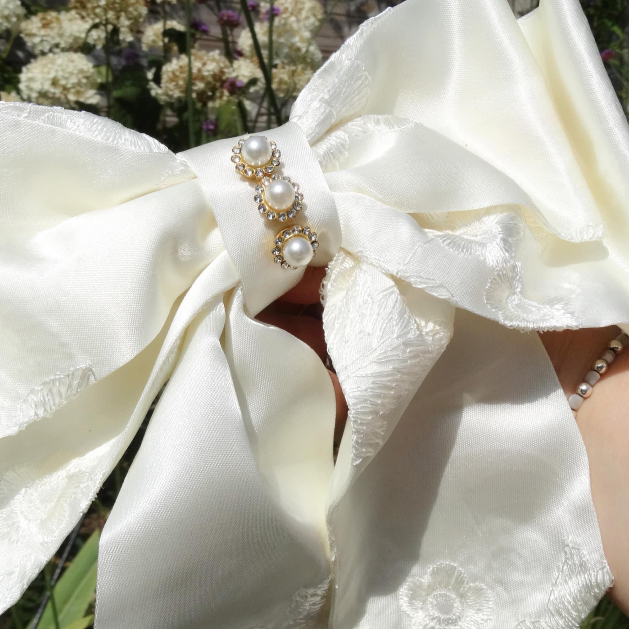 Isabelle Soft Cream Bow | Lace Appliqué & Pearl Bead Diamond Detail