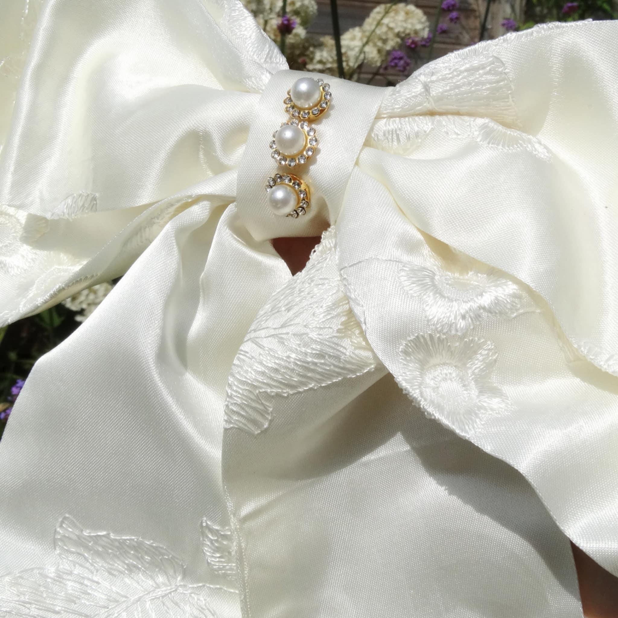 Isabelle Soft Cream Bow | Lace Appliqué & Pearl Bead Diamond Detail