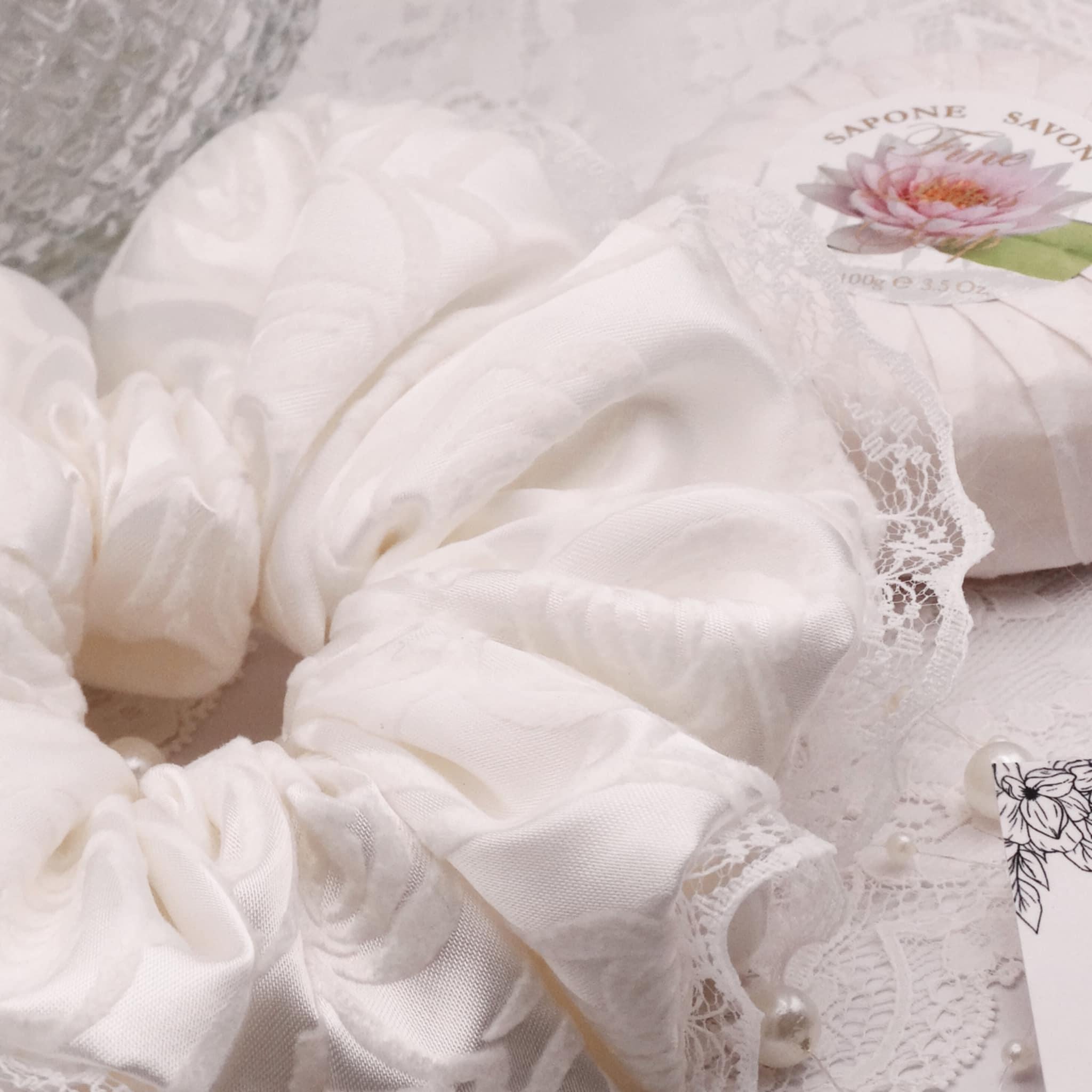 Dahlia Soft White Ivory Scrunchie | Detailed flowers with Lace Trim