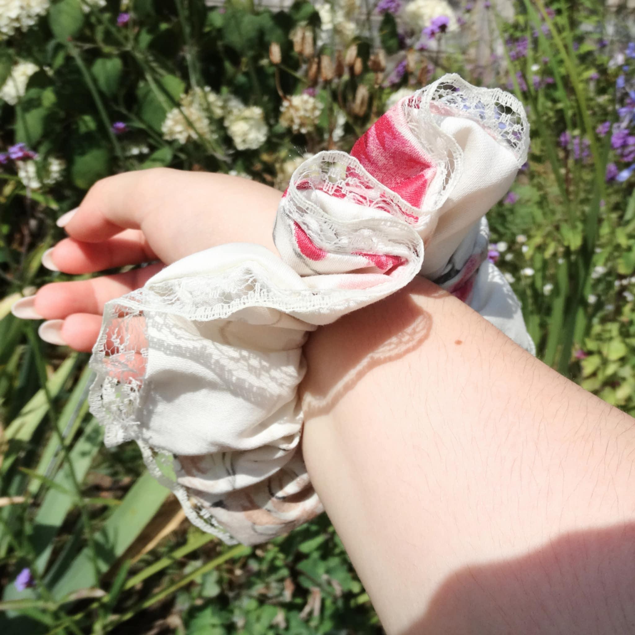 Layla Cotton Scrunchie |  Soft Beige Cream Pink with Lace Trim